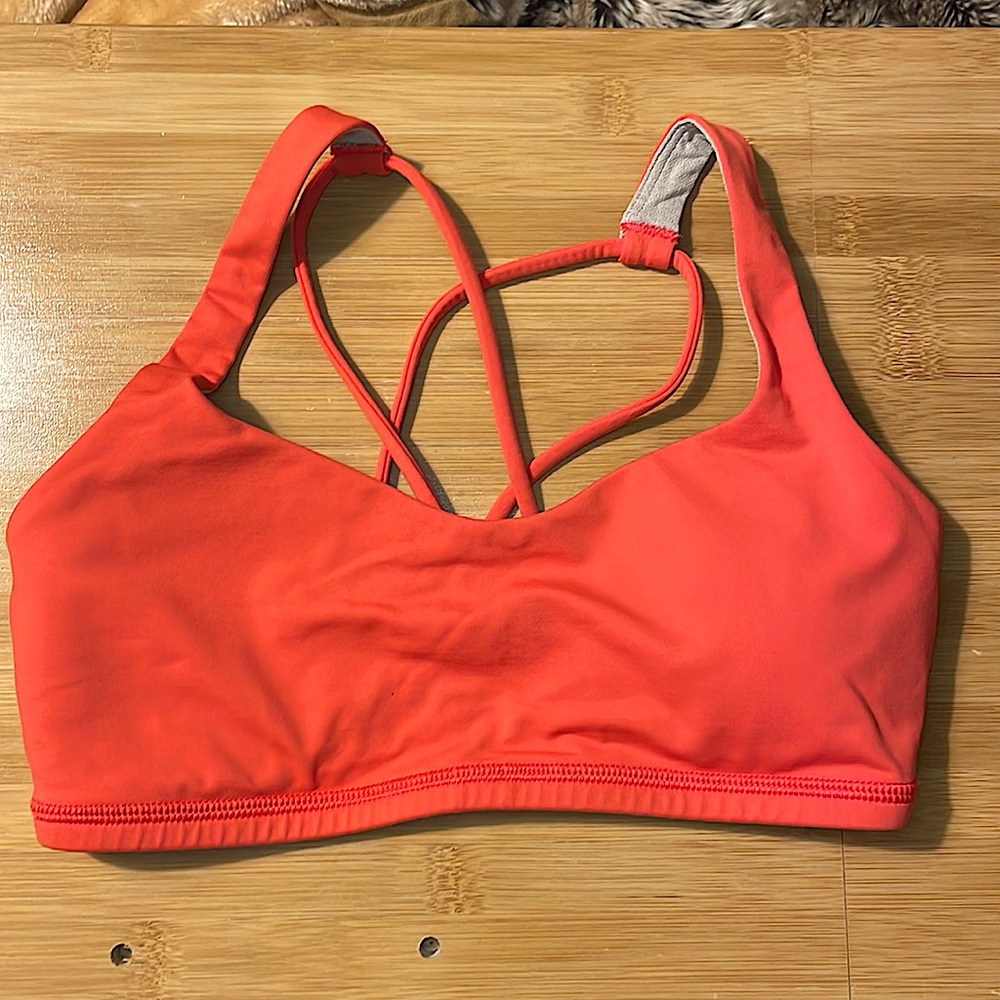 Lululemon Energy Racerback Sports Bra in Coral Red